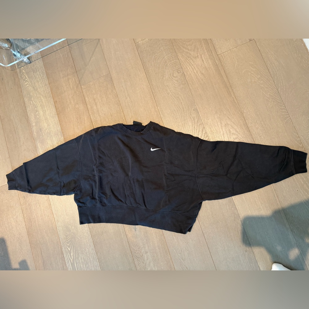 Nike Sweatshirt, size M